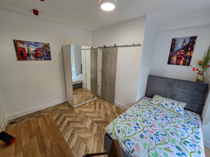 Sherwin Grove, 5-Bed Ensuite Student Home NG7 2EZ - Thumbnail 21